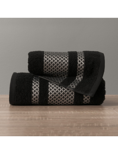 Ręcznik 70x140 czarny bawełniany ze srebrną bordiurą LIONEL 156