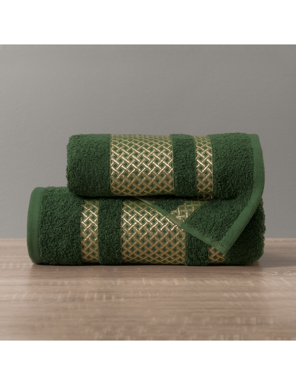 Ręcznik 70x140 zielony bawełniany LIONEL ze złotą bordiurą 002