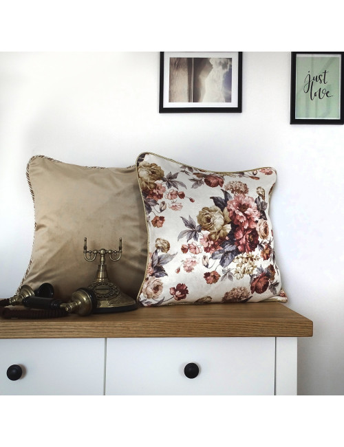 Elegancka biało różowa poszewka na poduszkę 45x45 złota biza SHINY