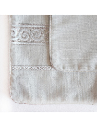 Elegancka szara poszewka na poduszkę 45x45 gładka taśma dekoracyjna SHINY