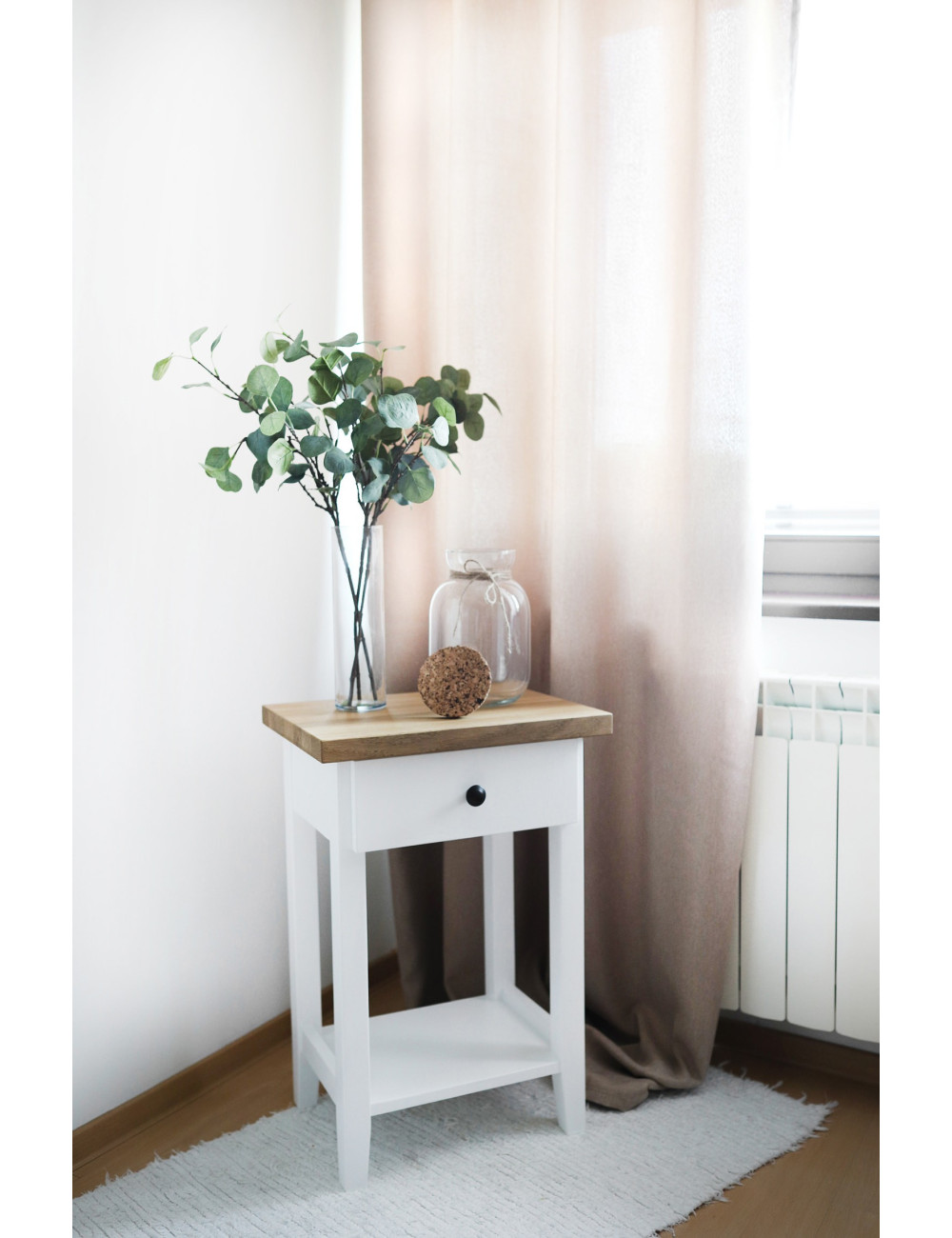 Jasnobeżowa zasłona gotowa 140x250 na przelotkach do sypialni, salonu LENS