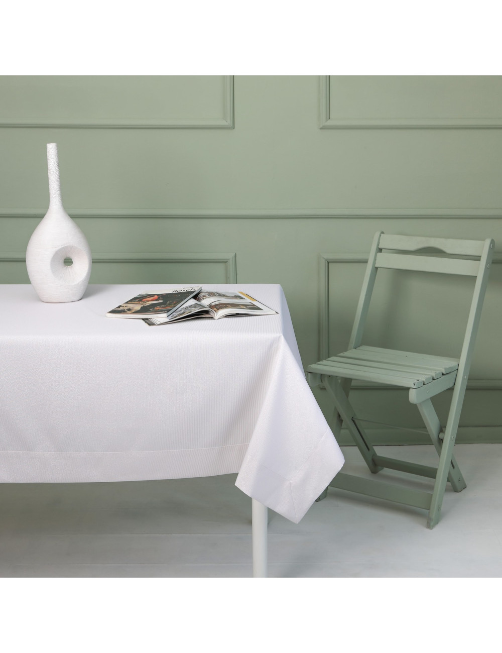 Biały plamoodporny obrus blasko na stół 140x260 Classic Home Bagdad prostokątny