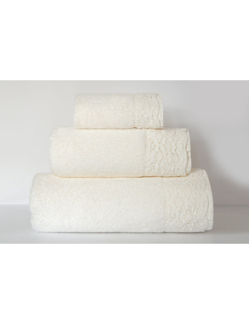 Ręcznik 50x90 kremowy koronka CALMA