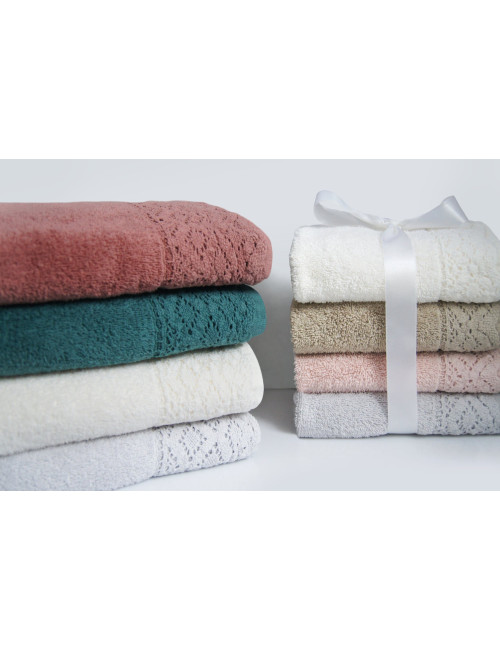 Ręcznik 50x90 kakaowy koronka CALMA