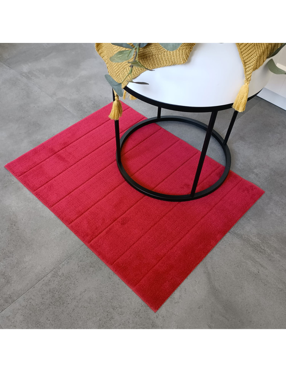 Dywanik antypoślizgowy 50x70 uniwersalny czerwony