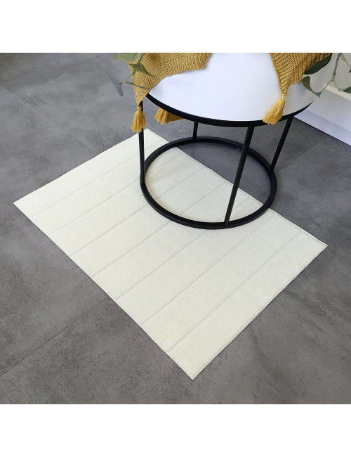 Dywanik antypoślizgowy 50x70 uniwersalny kremowy