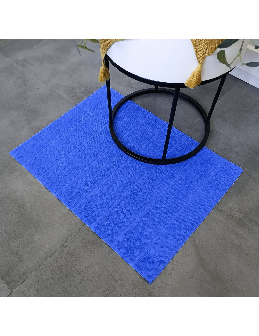 Dywanik antypoślizgowy 50x70 uniwersalny niebieski